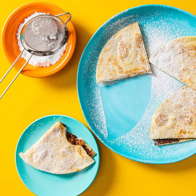 Peanut Butter + Chocolate + Tortillas = 10/10 Dessert undefined